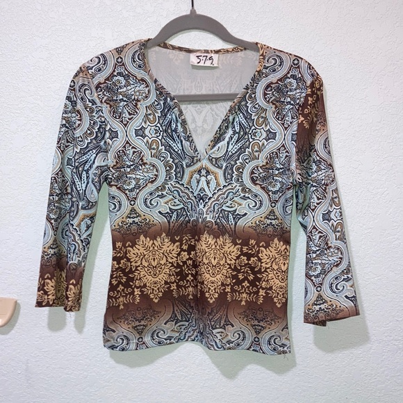 Pattern Top - Picture 1 of 5